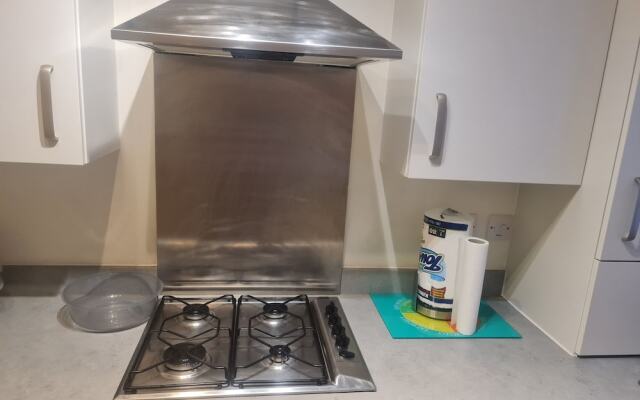 Stunning 3-bed House in Wolverhampton