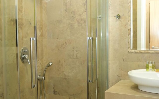 FM Luxury 1-BDR Apartment - Dream & Love