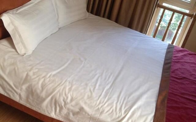 Dalian Sanjin Business Hotel