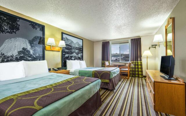 Super 8 By Wyndham Sheridan