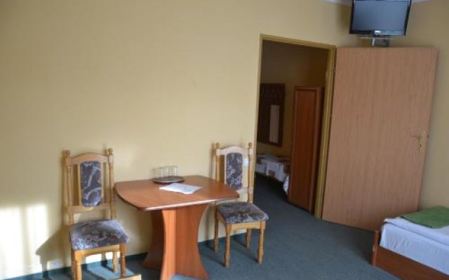 Motel "ORLIK"