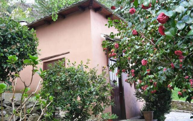 Wonderful 4 Bedroom Villa & separate guest house Villa Thalia