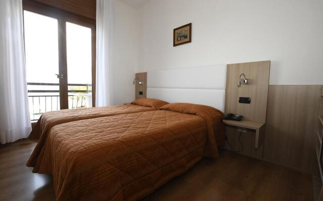 Beach Hotel Rosa