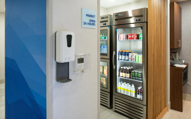 Holiday Inn Express Santa Rosa North by IHG