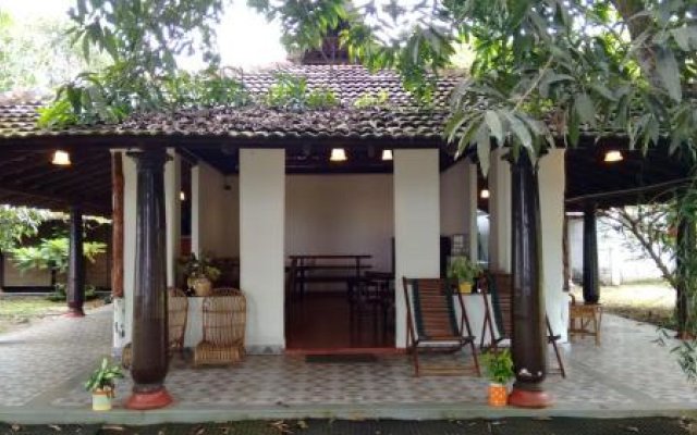 Vembanad House Boutique Back Water Homestay