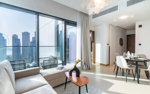 High Floor and full Marina view