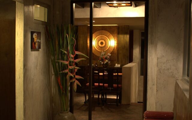 Baan Bandalay Hotel