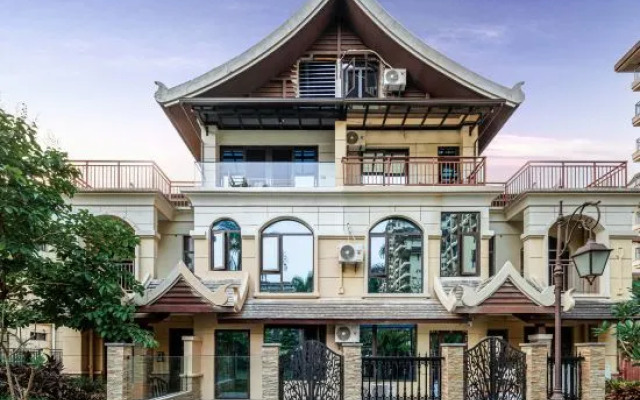 Xishuangbanna Jinghong Yakatu Theme Inn (Mengle Dafo Temple)