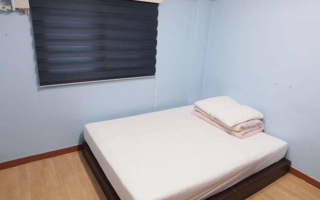 Shinchon Hostel