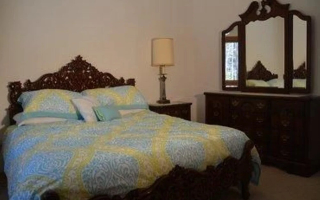 Sea Breeze - Three Bedroom Home
