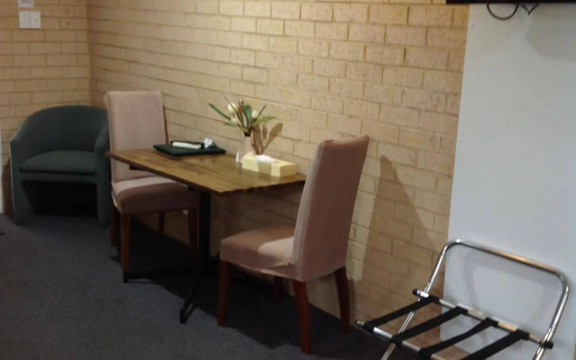 Avlon Gardens Motel - Ballina