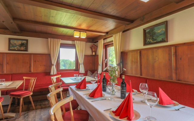 Rustic Mansion in Mittersill near Kirchberg Ski Area