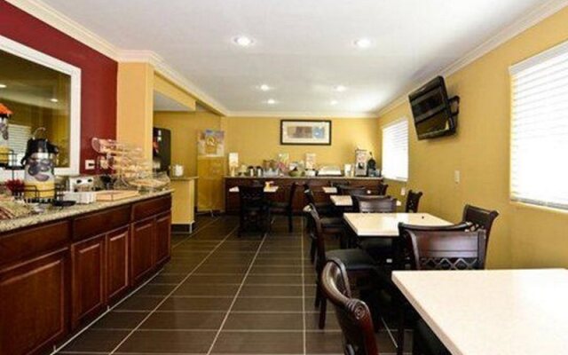 Americas Best Value Inn & Suites Escondido