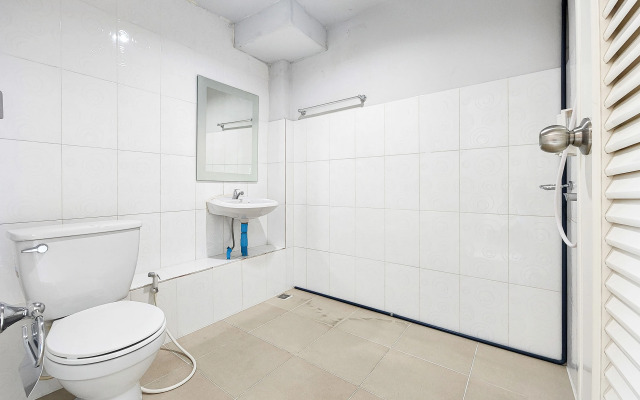 Freesia Bangphi Guest House By Zuzu