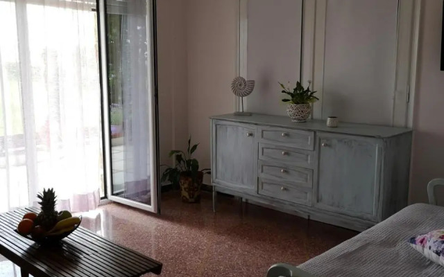 Sea&Sun Glyfada Apartment
