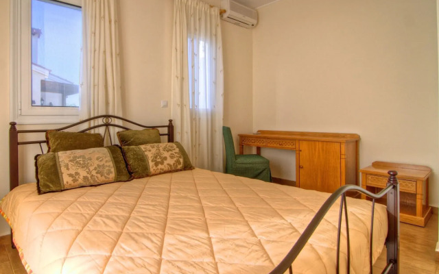 Dafni Villa by LeaderStay