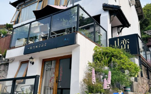 MOUNTAINranges·homestay(Lingyin Temple by West Lake)