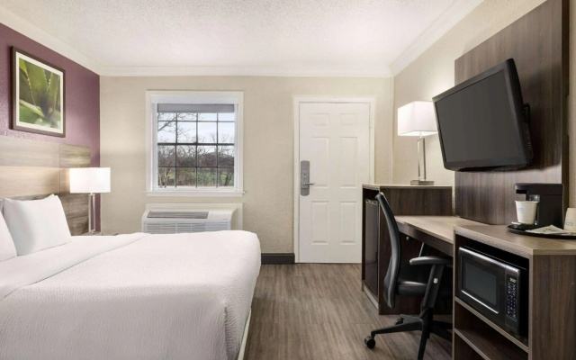 Holiday Inn Jeddah Gateway by IHG