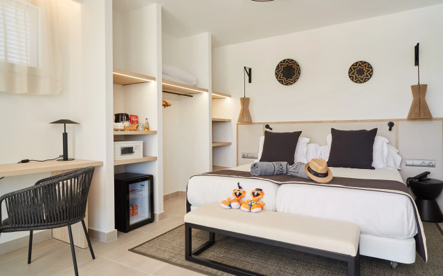 Invisa Hotel Club Cala Verde