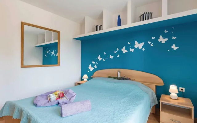 Stunning Home in Liznjan With Wifi and 1 Bedrooms