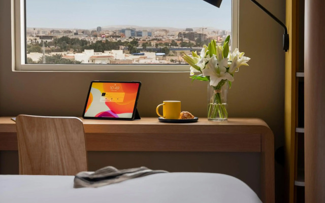 ibis Jeddah Malik Road