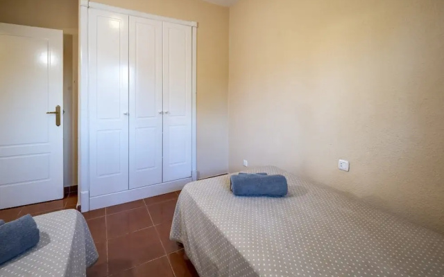 Apartment Near Golf Course