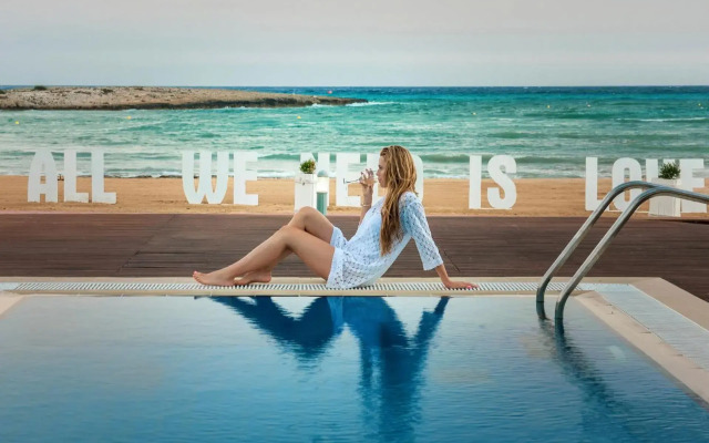 Dome Beach Marina Hotel & Resort