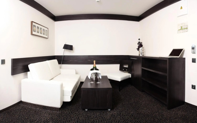 Lifestyle Hotel