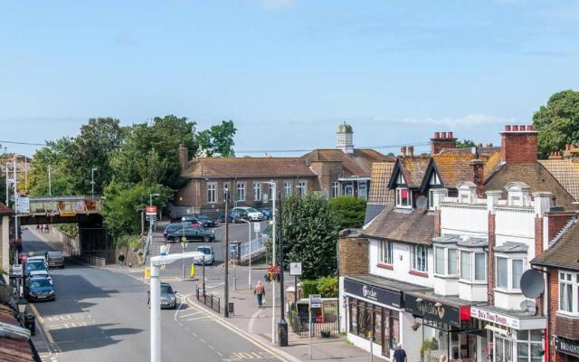 Central Broadstairs Apartment Close to Beach