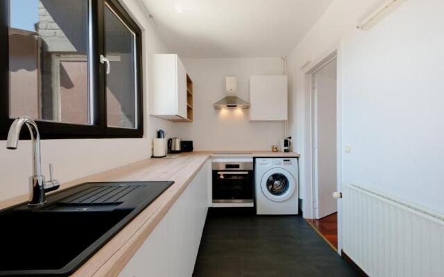 Luxury Apart' MONS City Center with Terrace