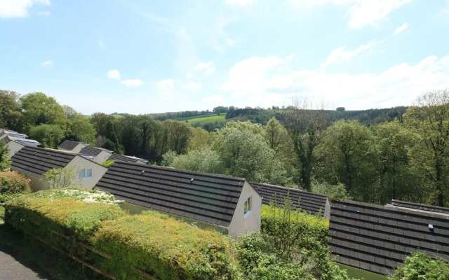 5 Forest Park Lodge