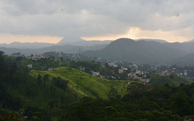 Kandy Highland Hotel