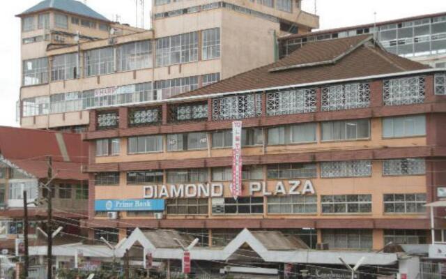 Diamond Plaza Apartments