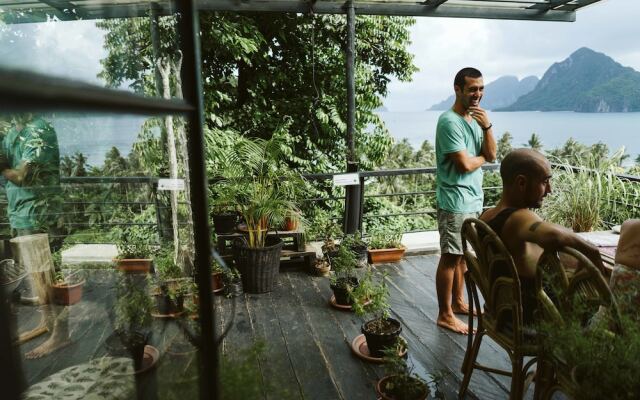 The Birdhouse El Nido - Glamping