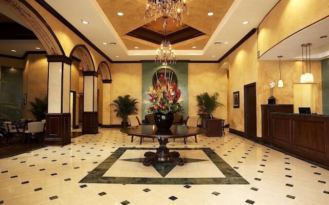 The Point Hotel & Suites