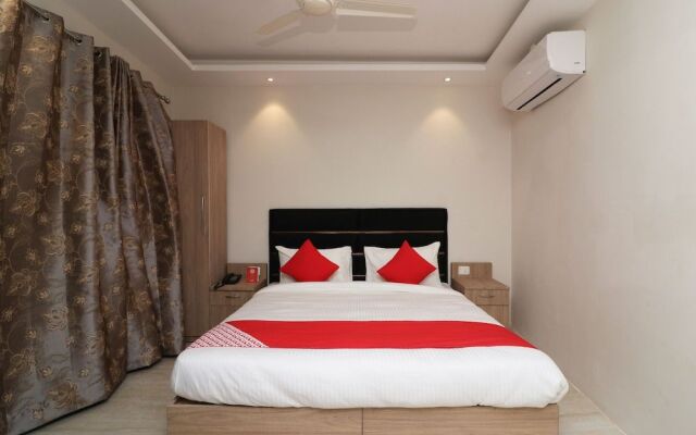 Oyo Flagship 23992 Sunrize Hotel Rohini