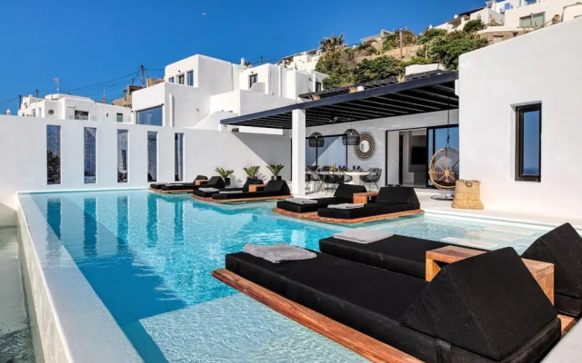 Luxury Key Mykonos 5 Bed Villa Black Royal II Psarou
