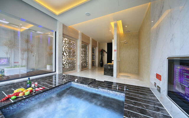 Han Guan Motel