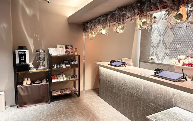 Dynasty Hotel & Resort Osaka