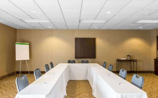 Comfort Inn & Suites Thomson