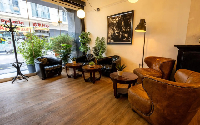 Hotel Bristol