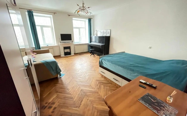 На переулке Щербаков