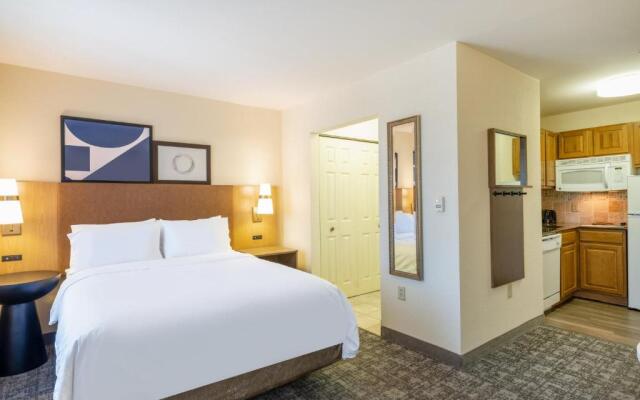 Staybridge Suites Milwaukee Airport South, an IHG Hotel