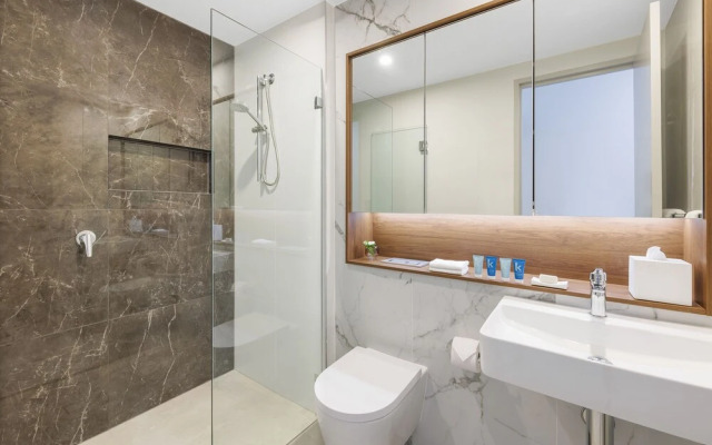 Meriton Suites George Street, Parramatta