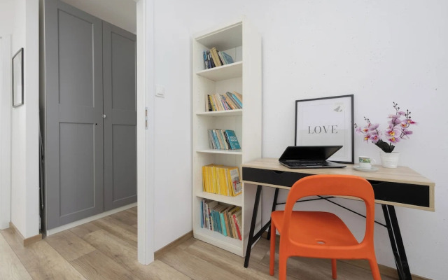 Apartment Near Airport Warsaw by Renters