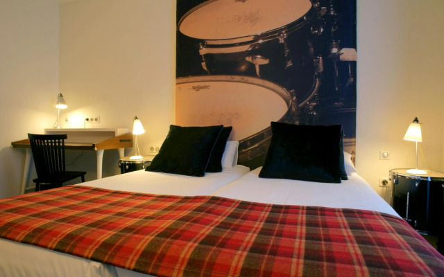 Whiz Hotel Cikini Jakarta