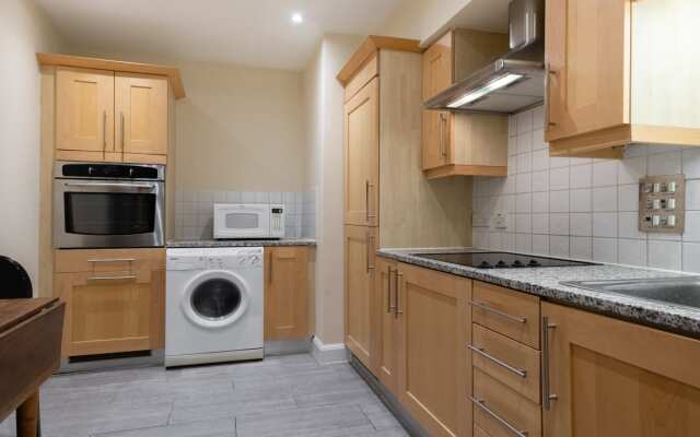 The Tower Bridge Escape - Modern & Bright 3BDR Apartment