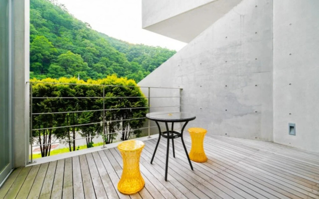 Hongcheon U Retreat Pool Villa
