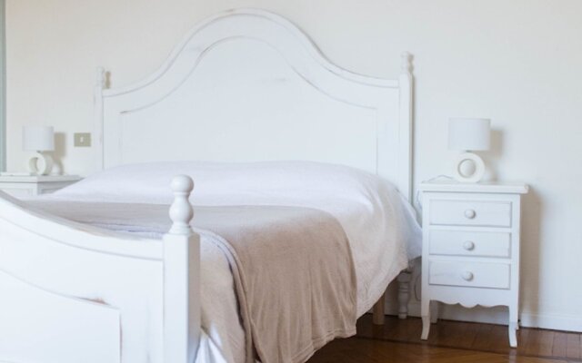 Adelaide Central Apartment