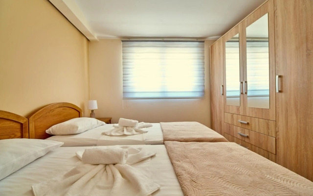 Veronica Hotel